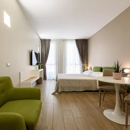 Alma 4*
